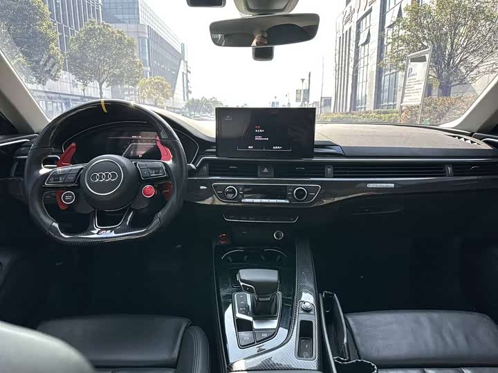 Фото 5 - Audi A5