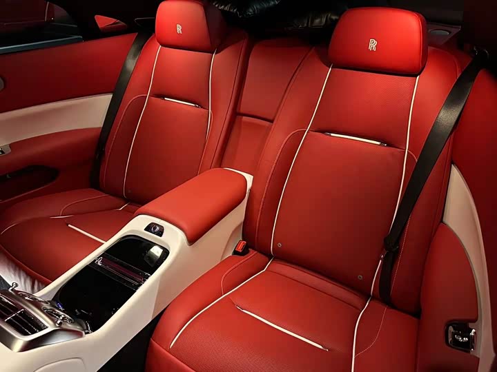 Фото 4 - Rolls-Royce Wraith