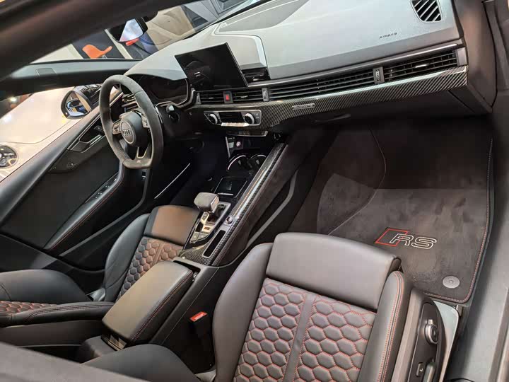 Фото 4 - Audi RS 5