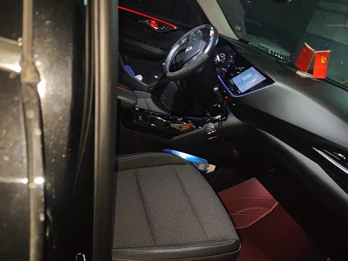 Фото 8 - Buick Envision Plus