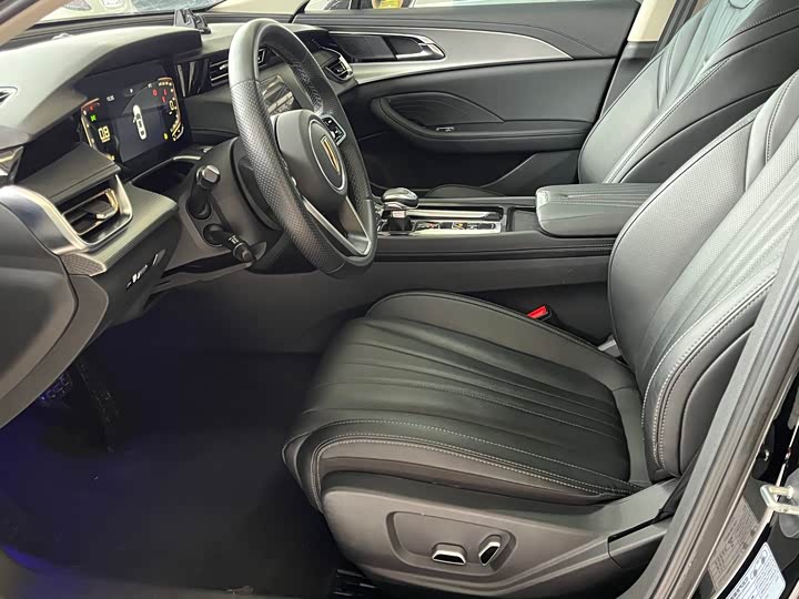 Фото 4 - Hongqi H5