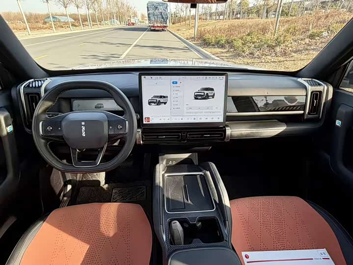 Фото 5 - Chery iCar 03T