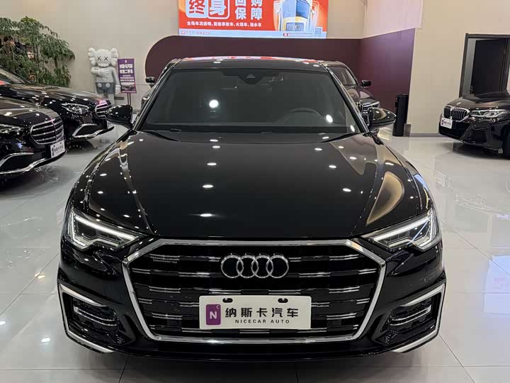 Фото 2 - Audi A6L