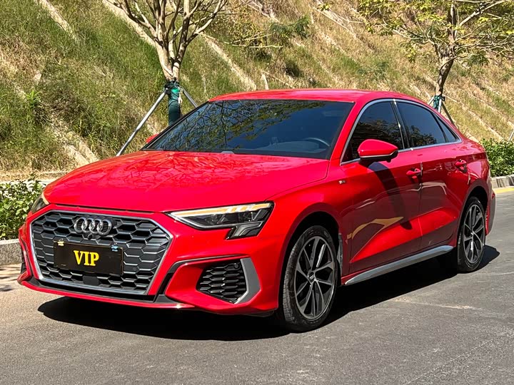 Фото 1 - Audi A3