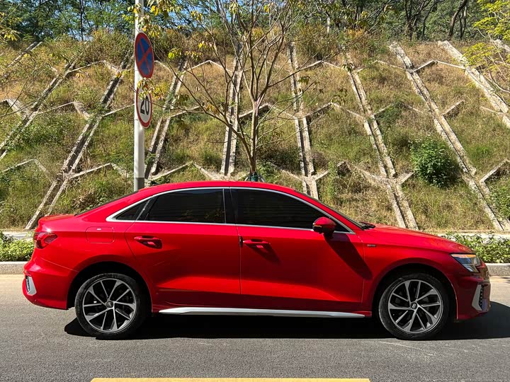 Фото 5 - Audi A3