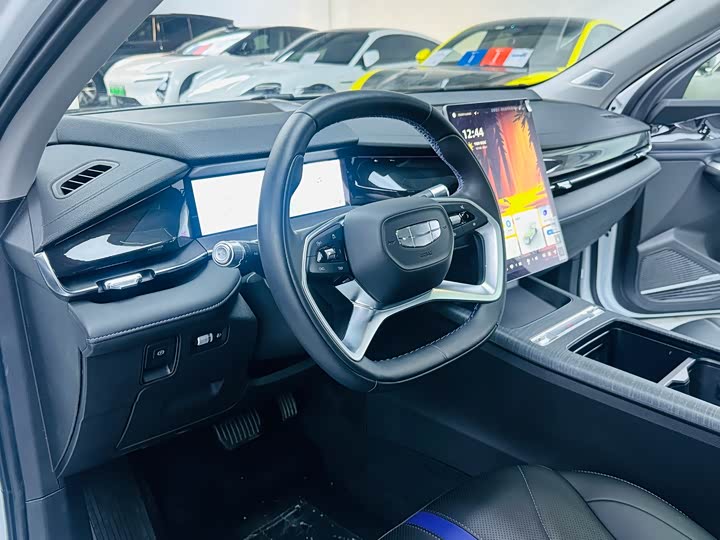 Фото 5 - Geely Preface L