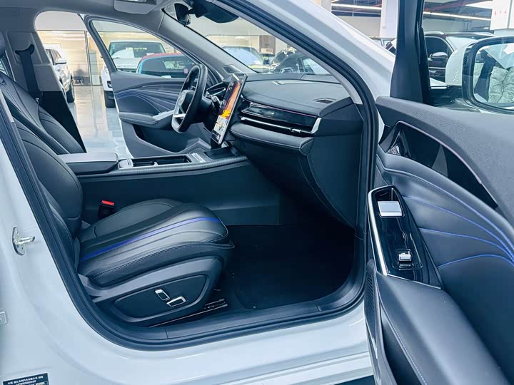 Фото 8 - Geely Preface L