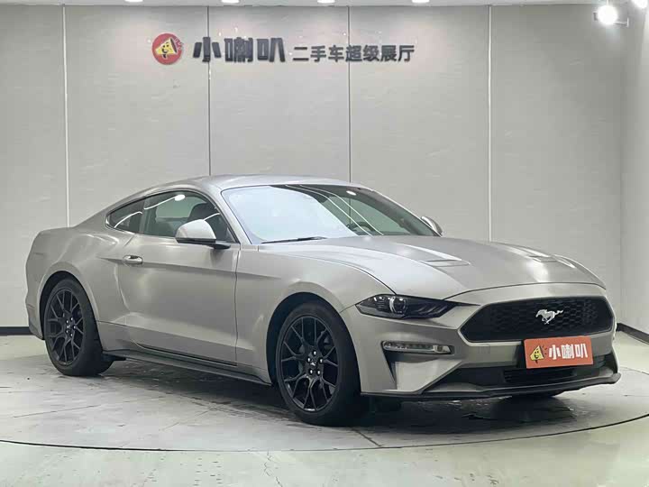Фото 3 - Ford Mustang