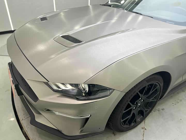 Фото 6 - Ford Mustang