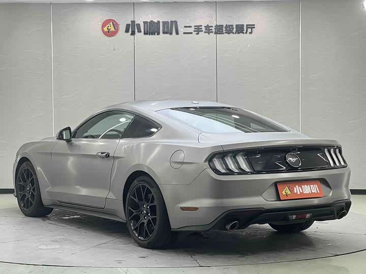 Фото 7 - Ford Mustang