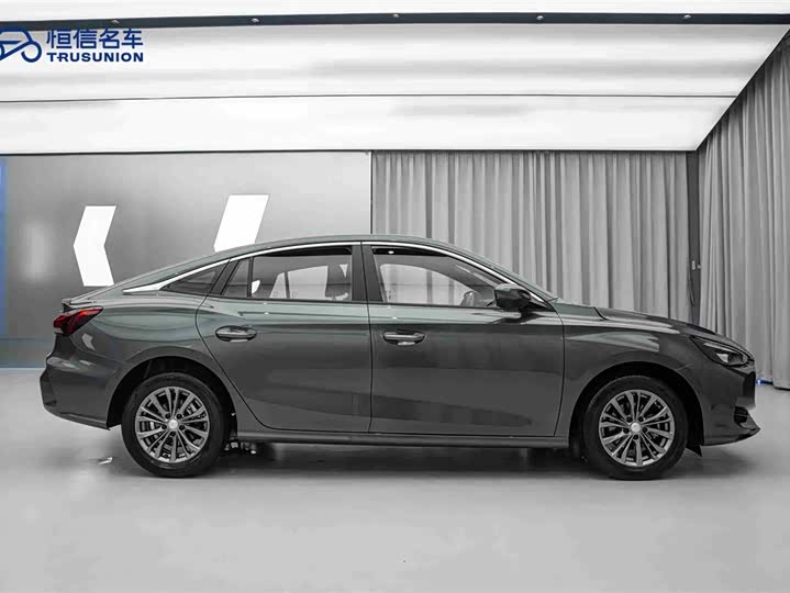 Фото 4 - MG Motor 5