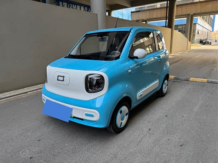 Фото 2 - Bestune Pony