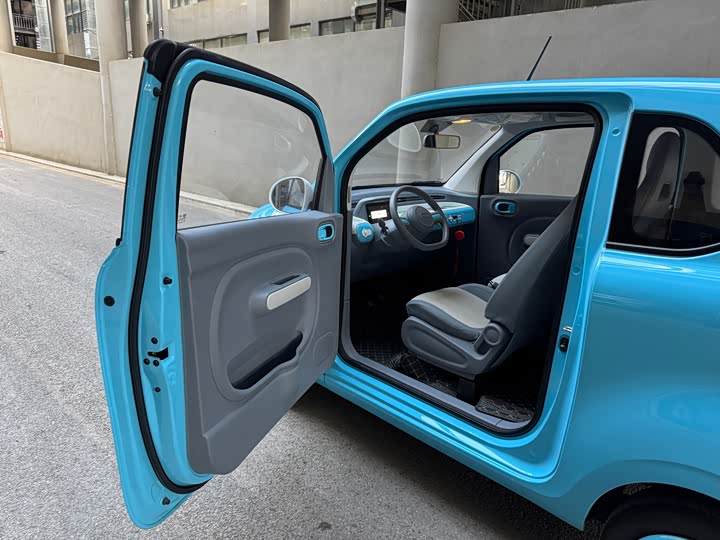 Фото 5 - Bestune Pony