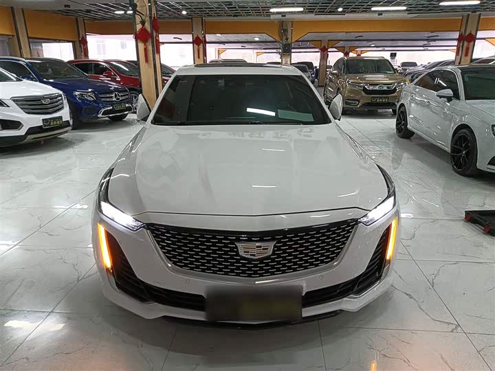 Фото 3 - Cadillac CT5