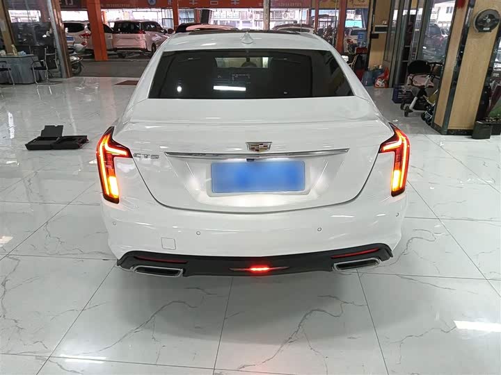 Фото 6 - Cadillac CT5