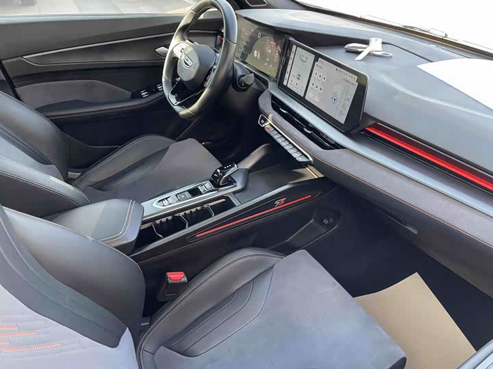 Фото 6 - Geely Binrui