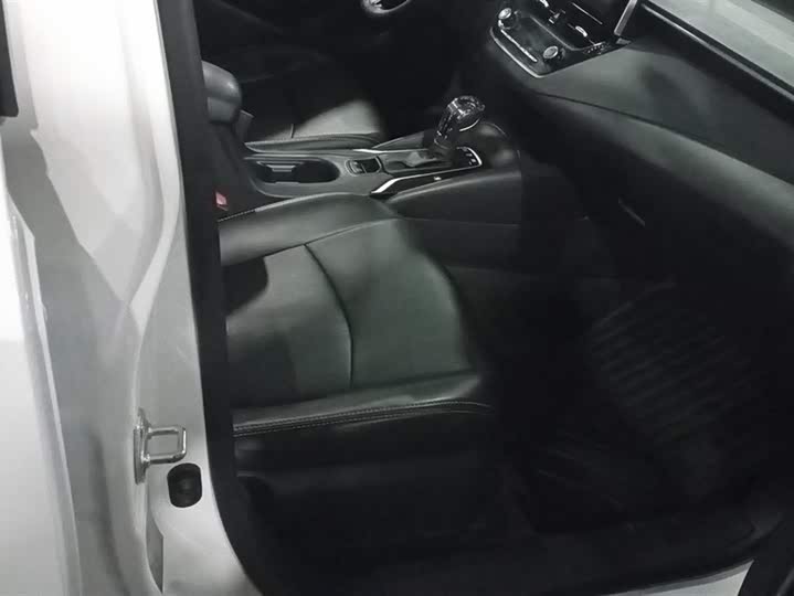 Фото 8 - Toyota Corolla