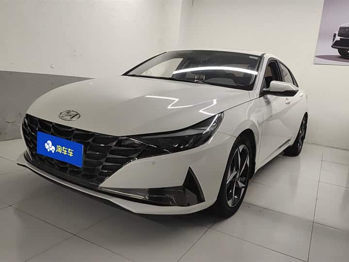 Фото 1 - Hyundai Elantra N line