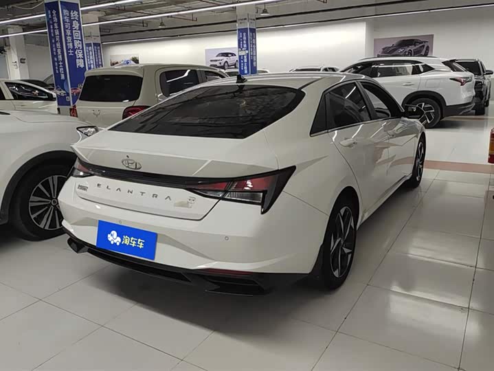 Фото 3 - Hyundai Elantra N line