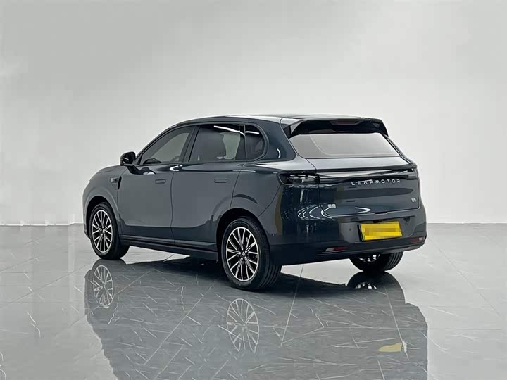 Фото 4 - Leapmotor B10