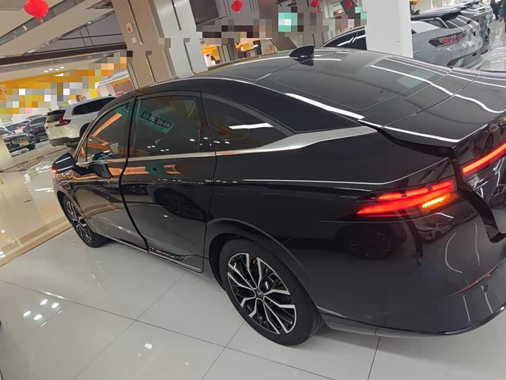 Фото 5 - XPeng P5