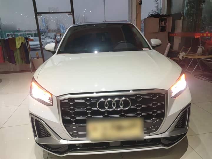 Фото 3 - Audi Q2L