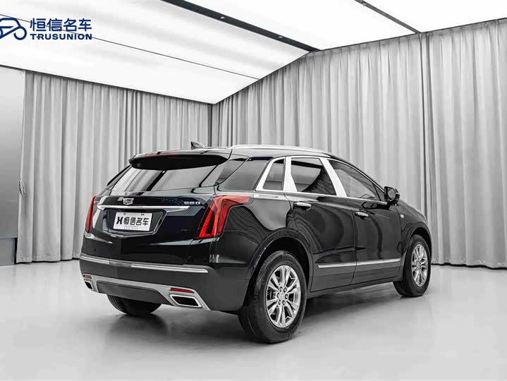 Фото 5 - Cadillac XT5