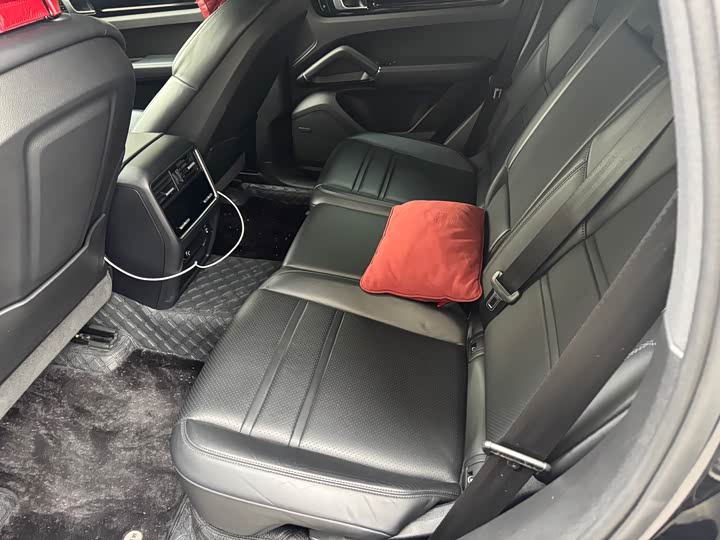 Фото 3 - Porsche Cayenne