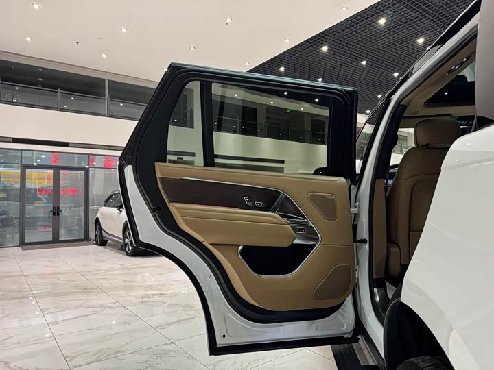 Фото 9 - Land Rover Range Rover