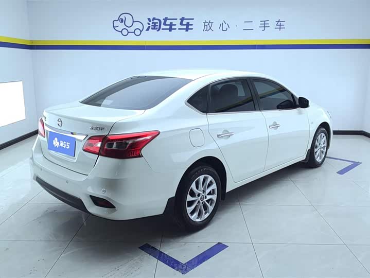 Фото 3 - Nissan Sylphy