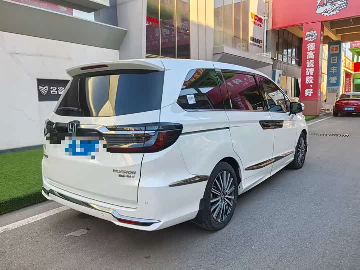 Фото 9 - Honda Elysion