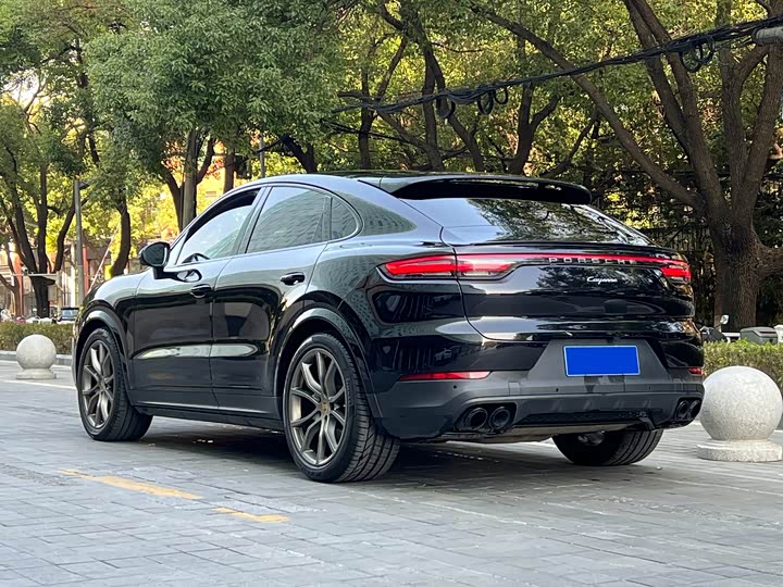 Фото 4 - Porsche Cayenne