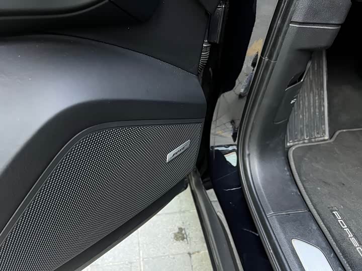 Фото 6 - Porsche Cayenne