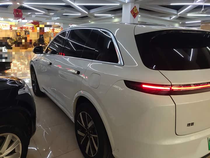 Фото 5 - LiXiang L7