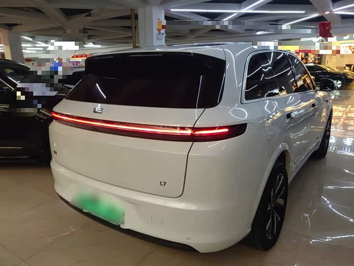 Фото 6 - LiXiang L7