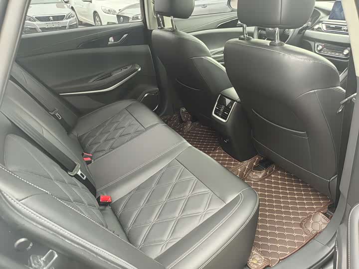 Фото 7 - Changan Raeton CC