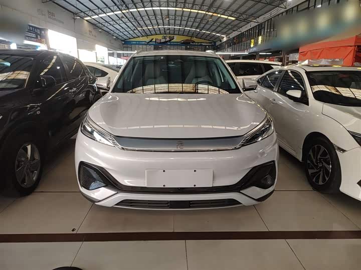 Фото 3 - BYD Yuan Plus