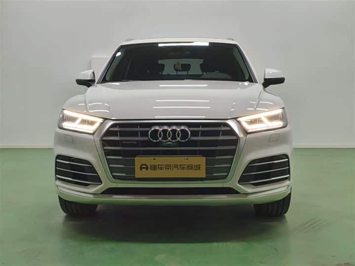 Фото 3 - Audi Q5L