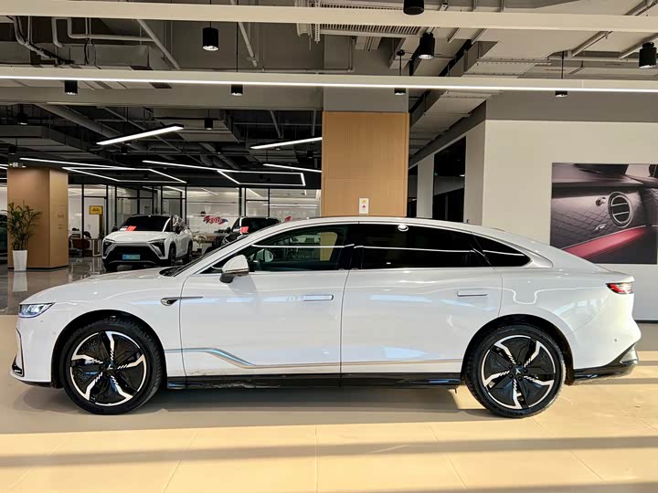 Фото 4 - Voyah Passion