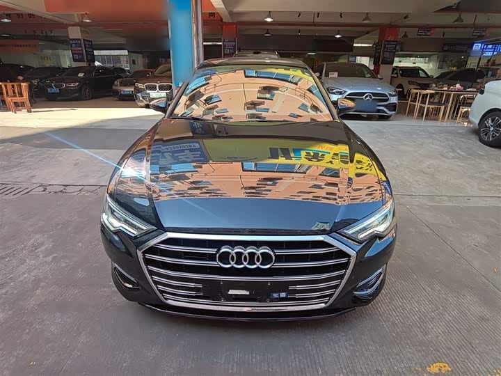 Фото 3 - Audi A6L