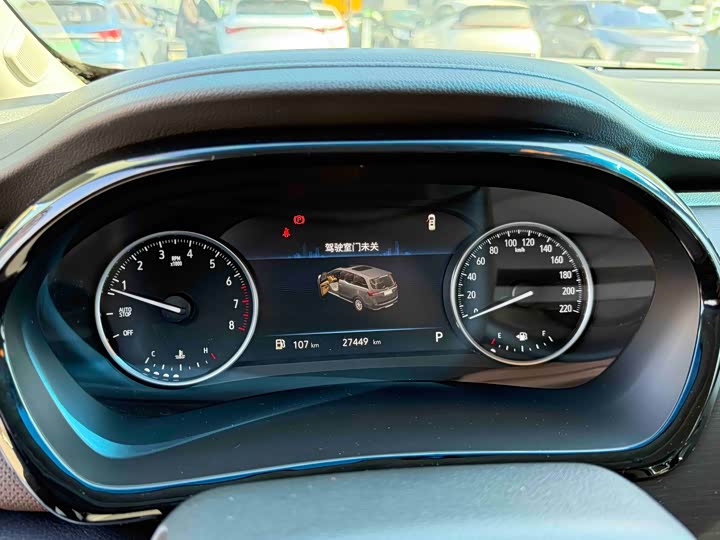 Фото 8 - Buick GL8 ES