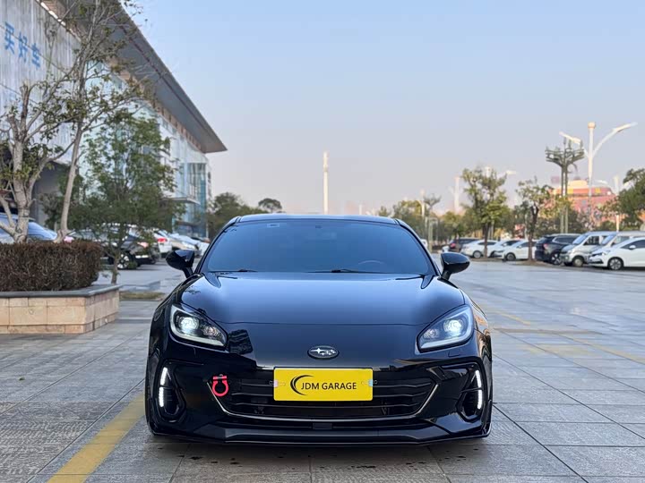 Фото 2 - Subaru BRZ