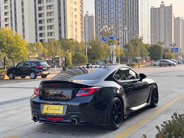 Фото 6 - Subaru BRZ