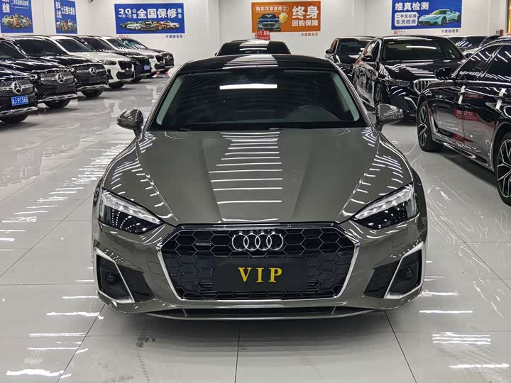 Фото 2 - Audi A5