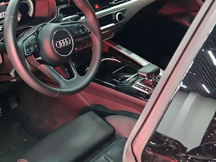 Фото 4 - Audi A5