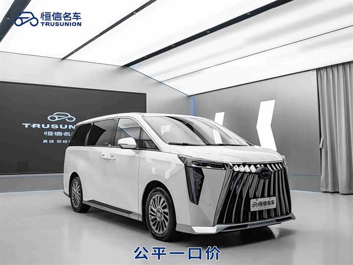 Фото 1 - GAC Trumpchi M8