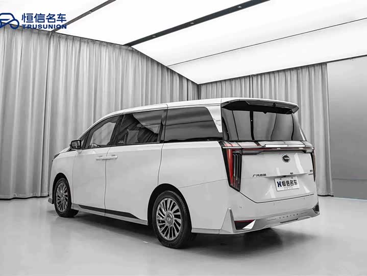 Фото 7 - GAC Trumpchi M8