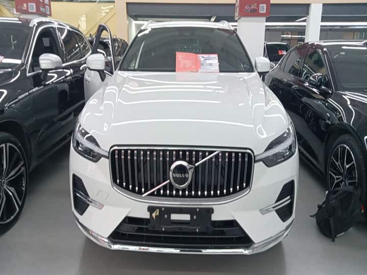 Фото 3 - Volvo XC60