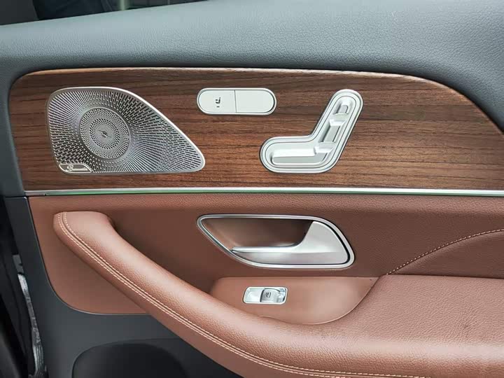 Фото 5 - Mercedes-Benz GLE-Class