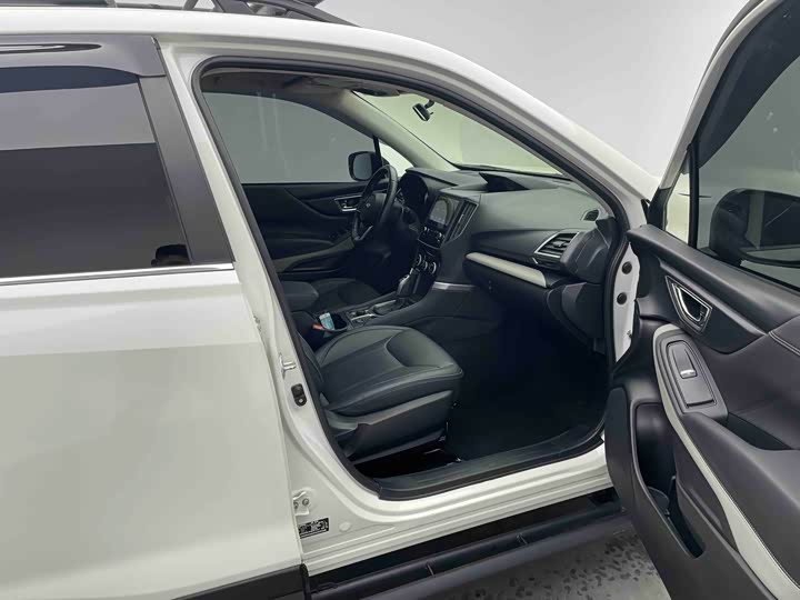 Фото 7 - Subaru Forester